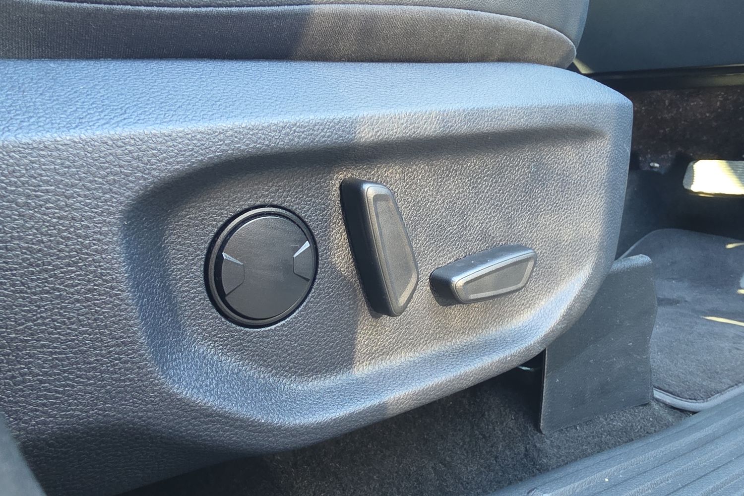 Ford RANGER Photo 28