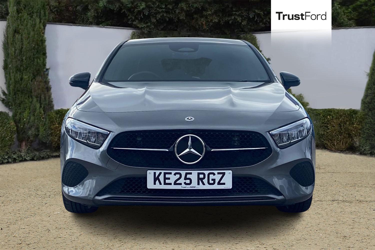 Mercedes-Benz A CLASS Photo 5