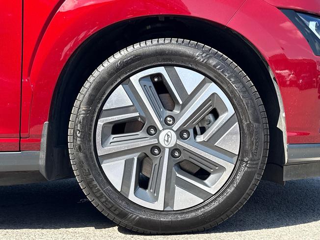 HYUNDAI Kona Photo 5