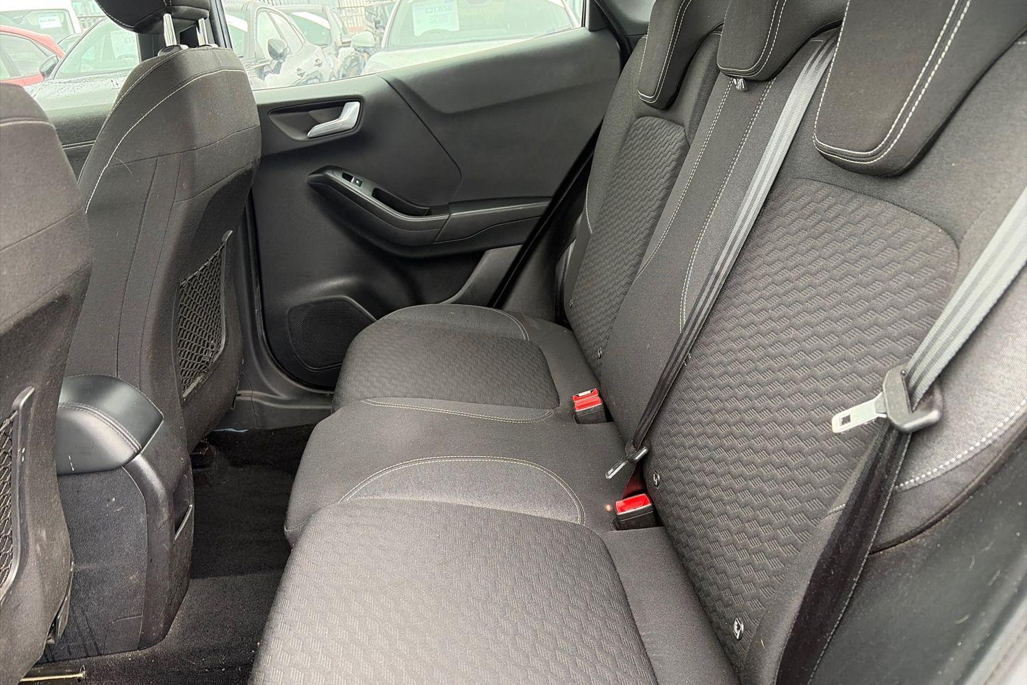 Ford Puma Photo 19