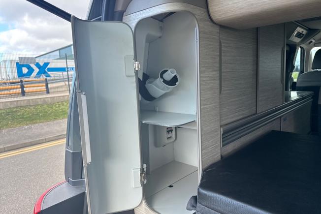 VOLKSWAGEN California Photo 24
