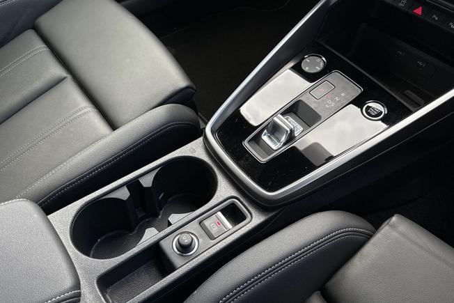 AUDI A3 Photo 39