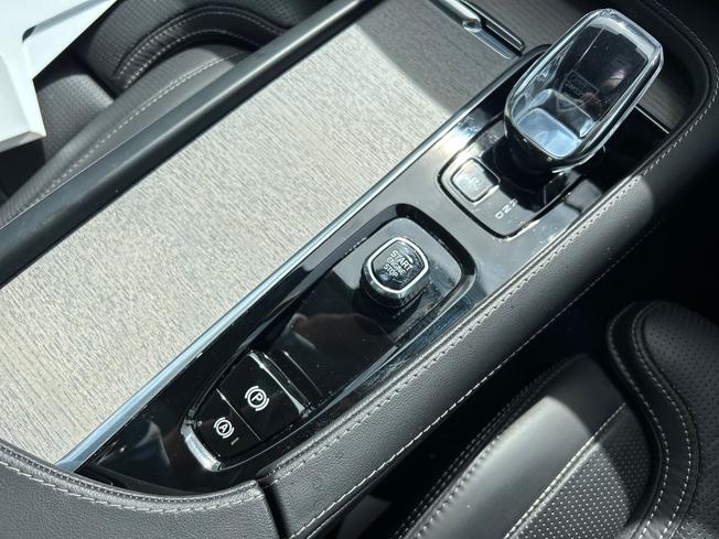 VOLVO Xc90 Photo 35