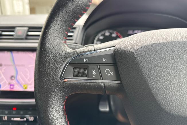 SEAT Arona Photo 16