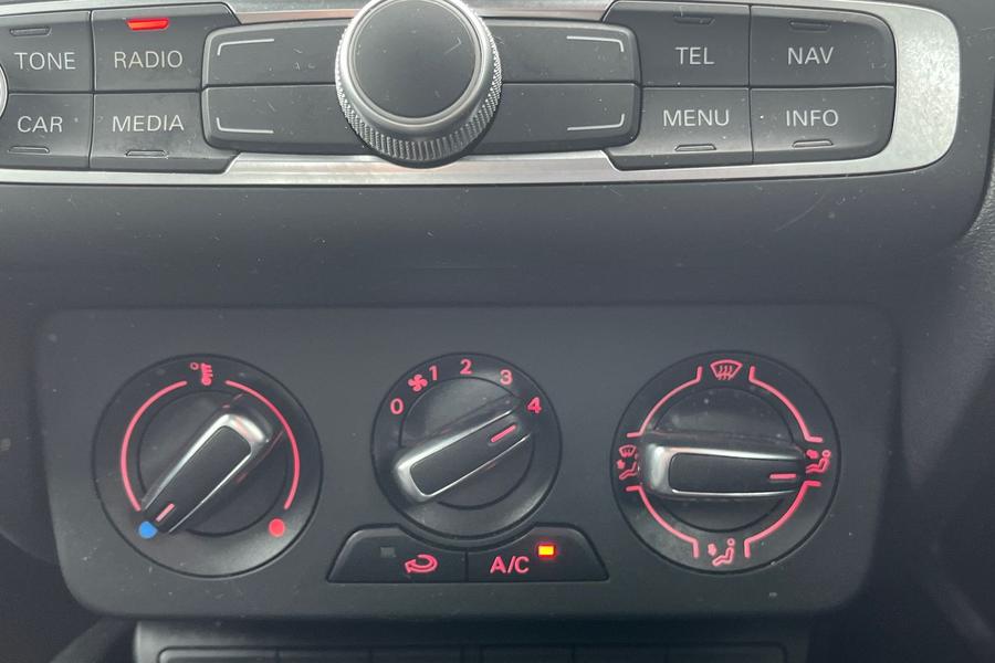 Audi A1 Photo autoimg-e677e1aaae65264521a27629df5e972b5e81694b.jpg