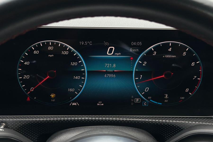 Mercedes-Benz A CLASS Photo autoimg-e67c2f8db14ff7939b776bcc97264d42cc05e1a3.jpg