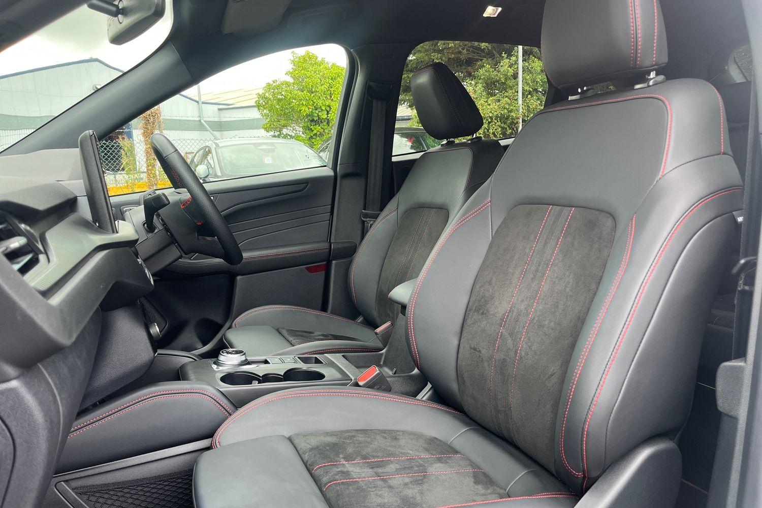 Ford Kuga Photo 18