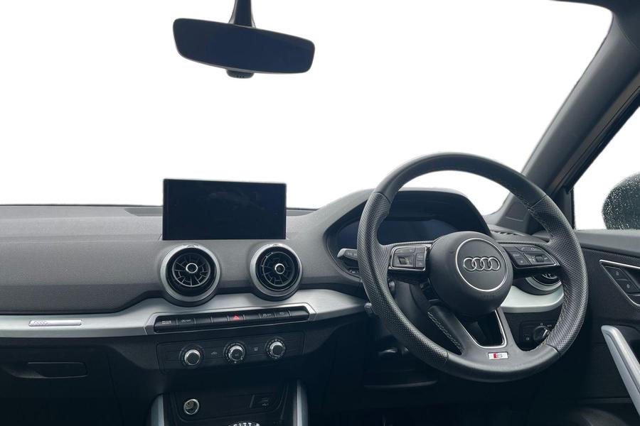 Audi Q2 Photo autoimg-e68252d5ff982cc93a7bb5361fdd2820ee7fbfbe.jpg