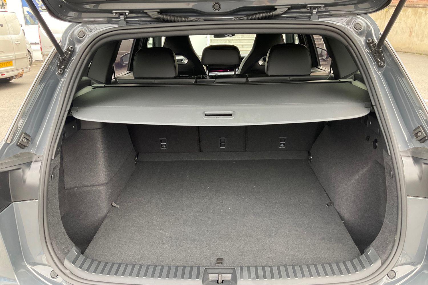 Volkswagen TAYRON Photo 20
