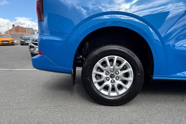 VOLKSWAGEN Transporter Photo 23