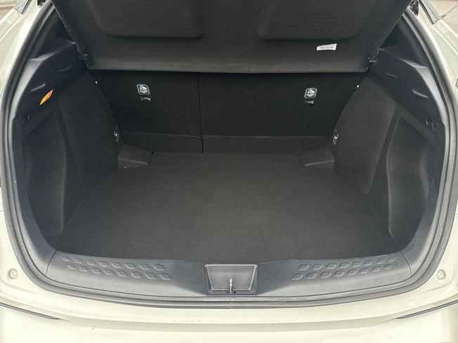 TOYOTA C-Hr Photo 37