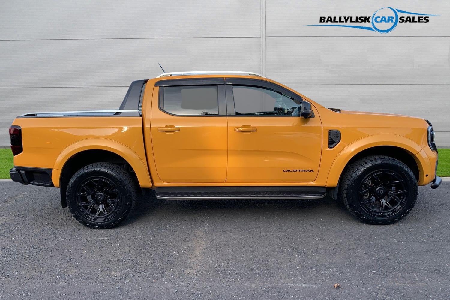 2023 Ford Ranger Wildtrak 2.0 Ecoblue Auto 4WD in Cyber Orange with 28K - vehicle photo 3 for sale on PureCar