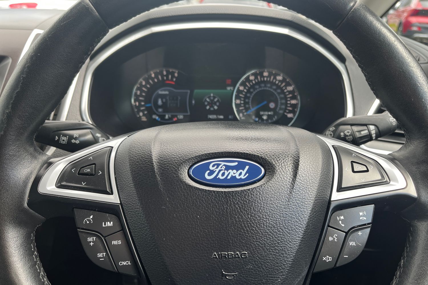 Ford S-MAX Photo 11