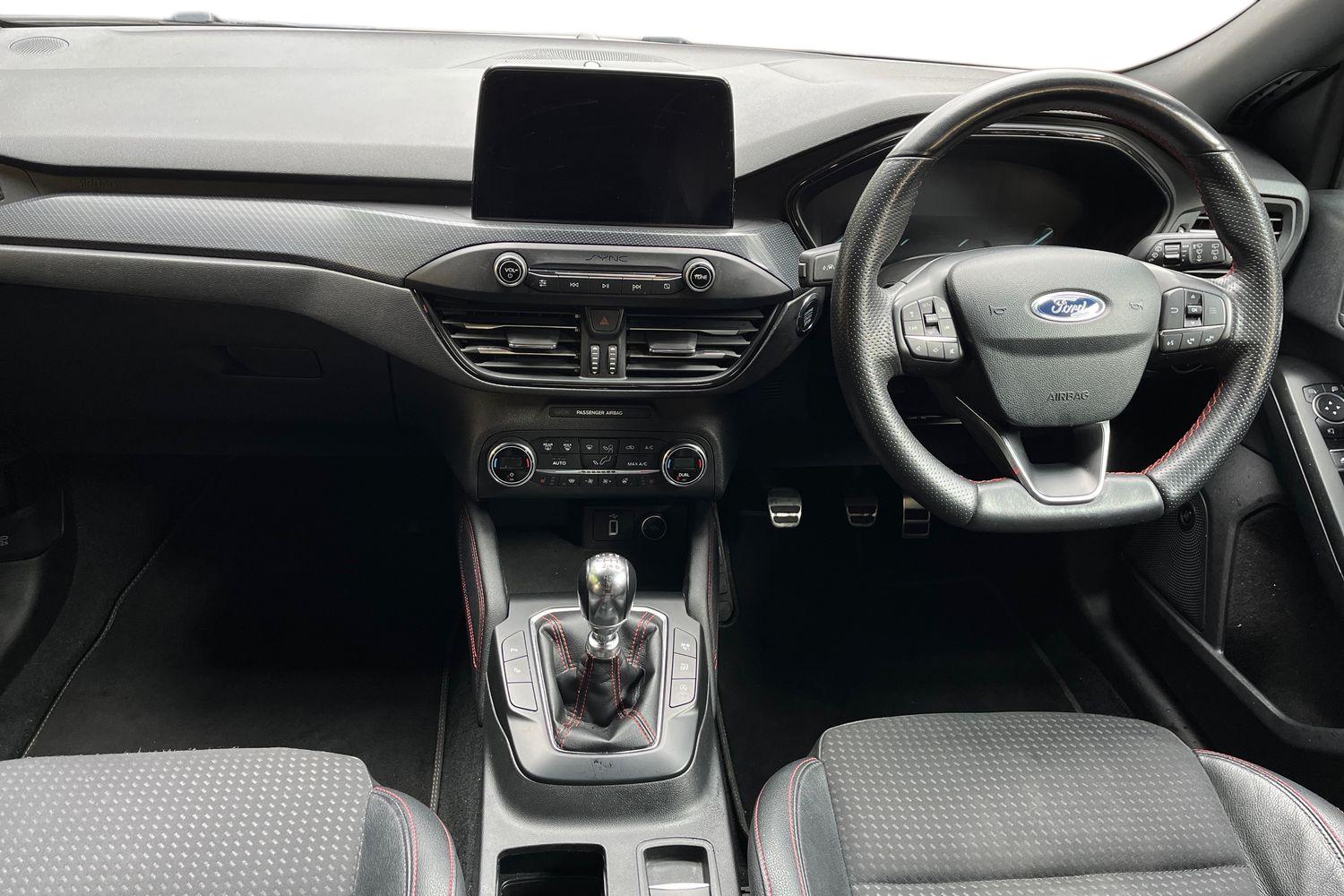 Ford Focus Photo 9