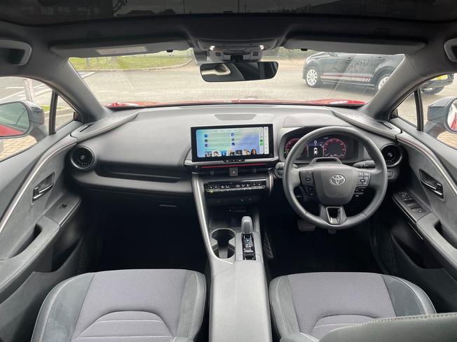 TOYOTA C-Hr Photo 39