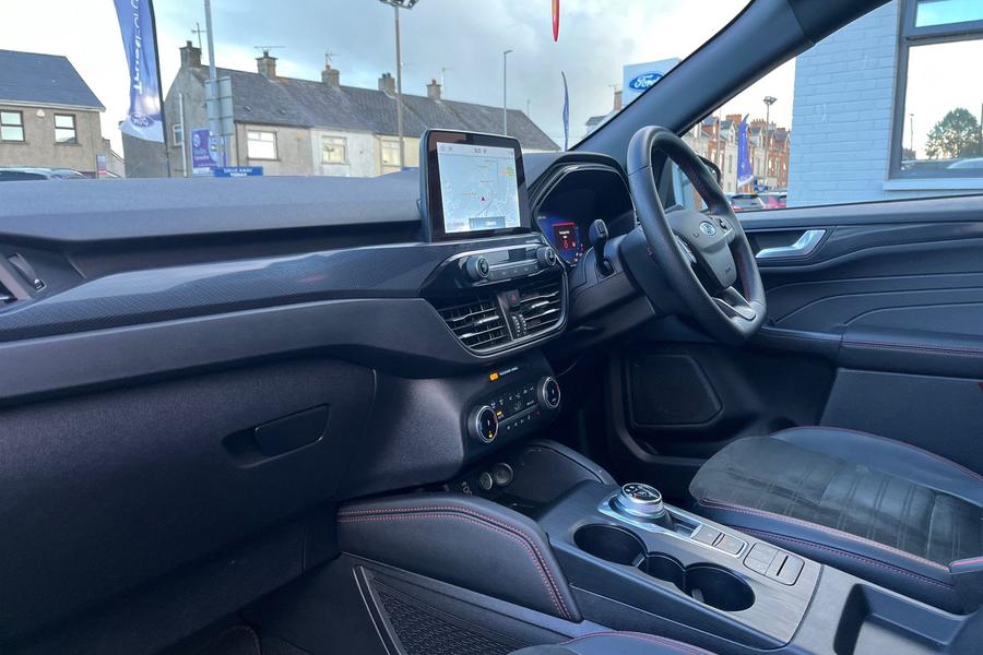Ford KUGA Photo autoimg-e6a1834759b373a6fbf4b7affe939157e5c2853a.jpg