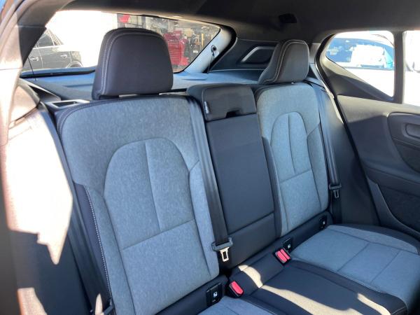 Volvo XC40 Photo autoimg-e6a56cd5d9942c9f33ad3611832a6af562e7ae9f.jpg