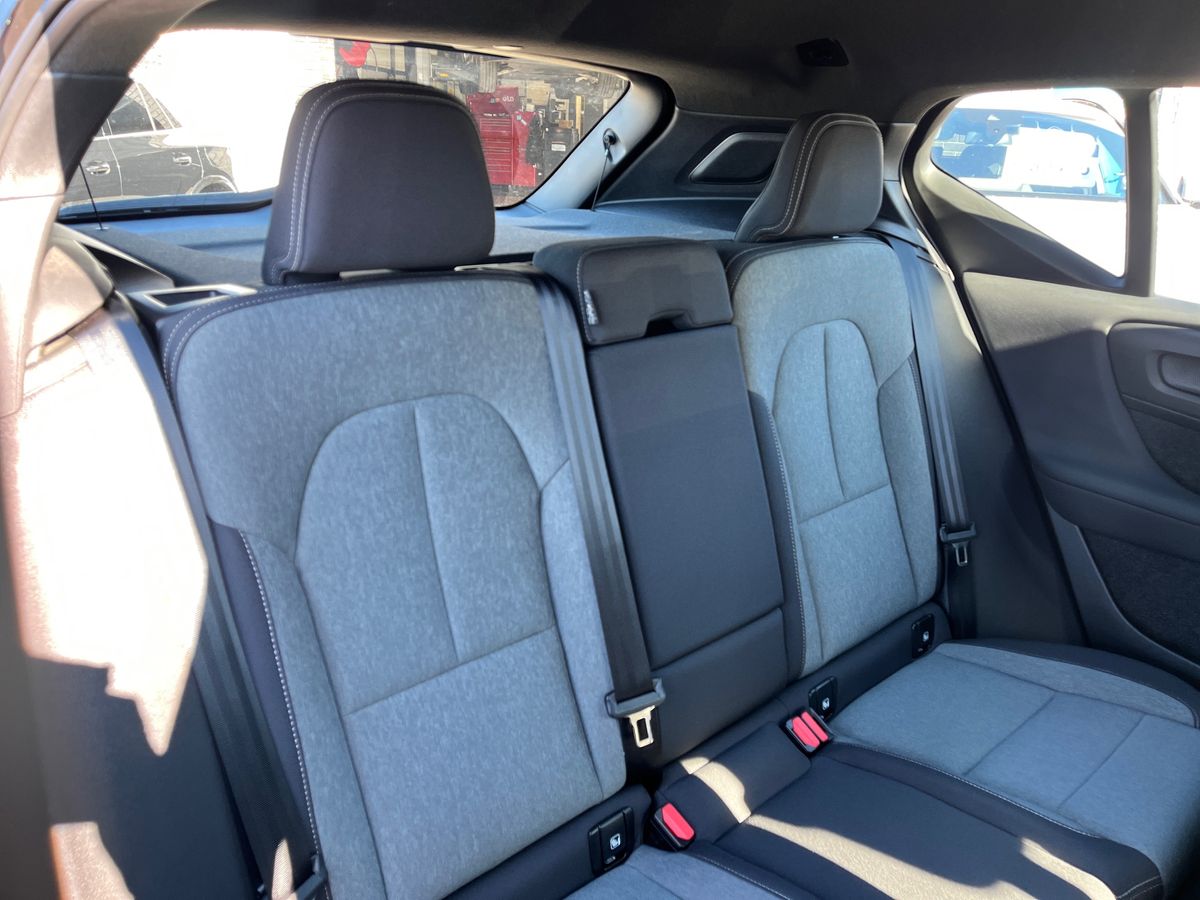 Volvo XC40 Photo 31