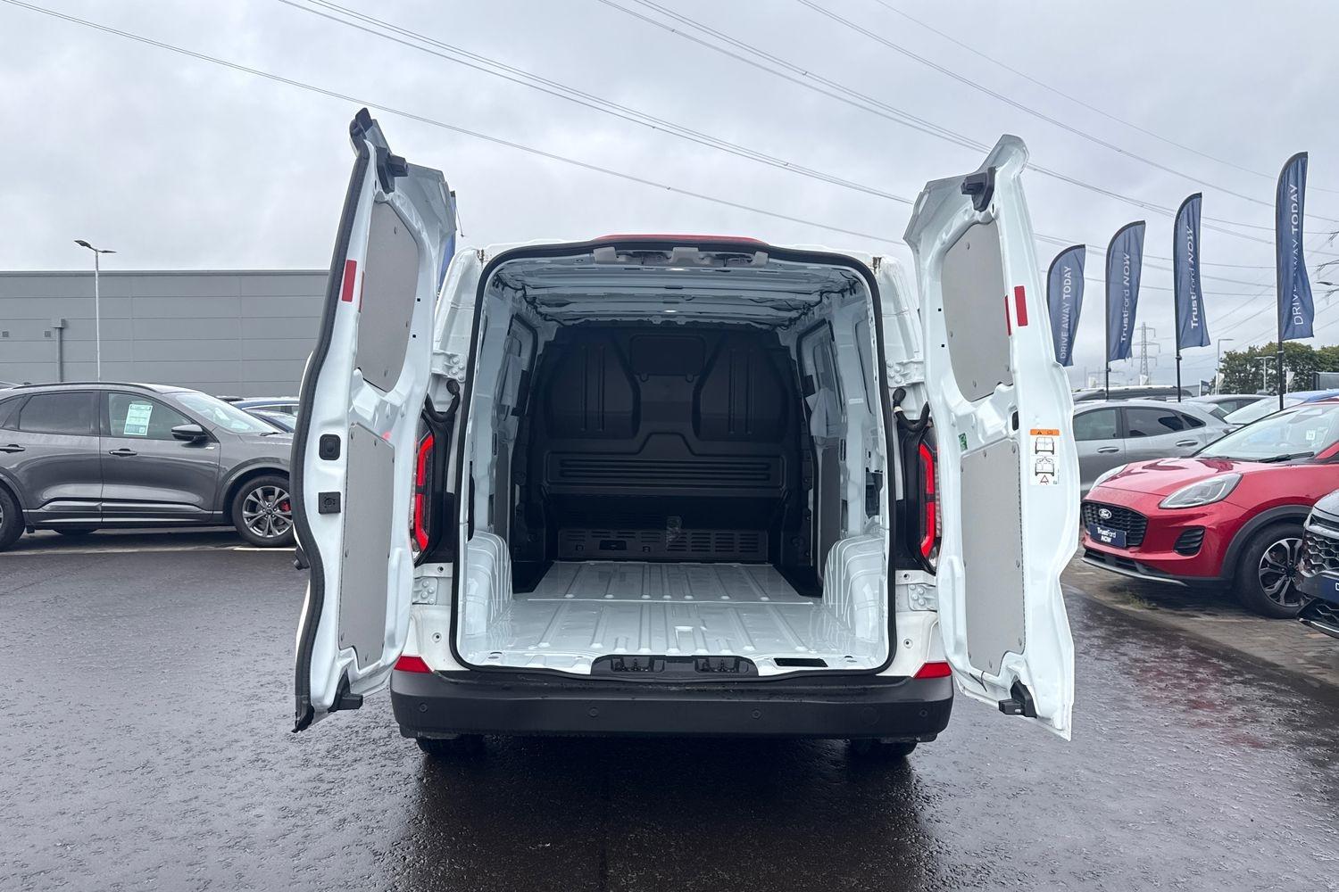Ford E-TRANSIT CUSTOM Photo 5