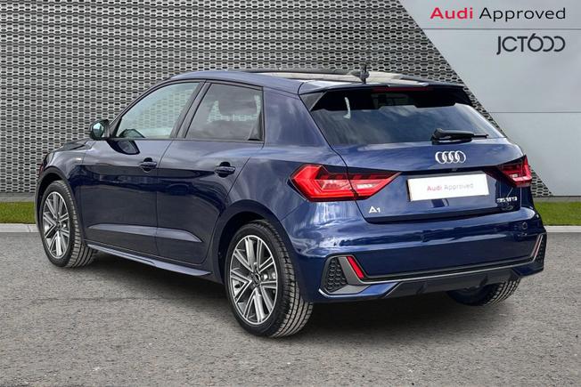 Audi A1 Photo 3