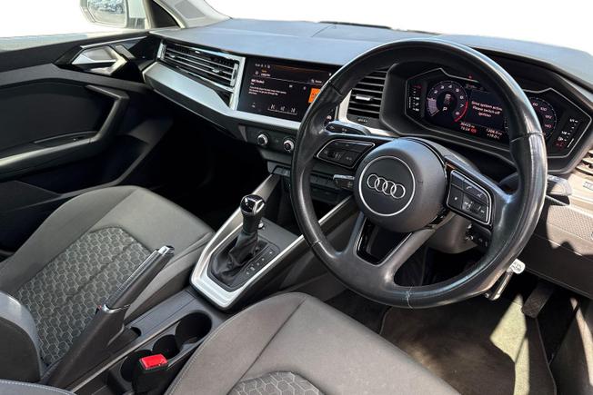AUDI A1 Photo 6