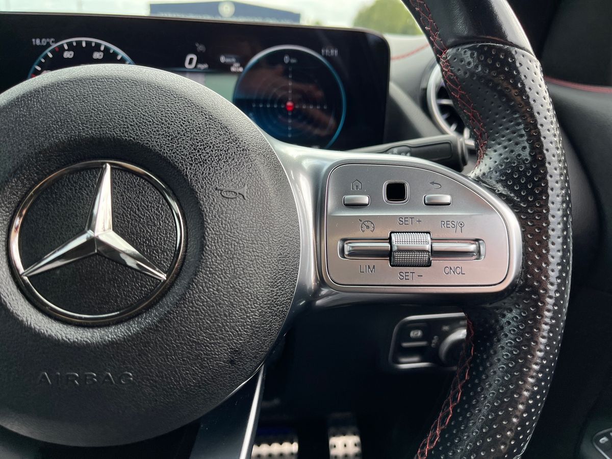 Mercedes-Benz EQA Photo 16