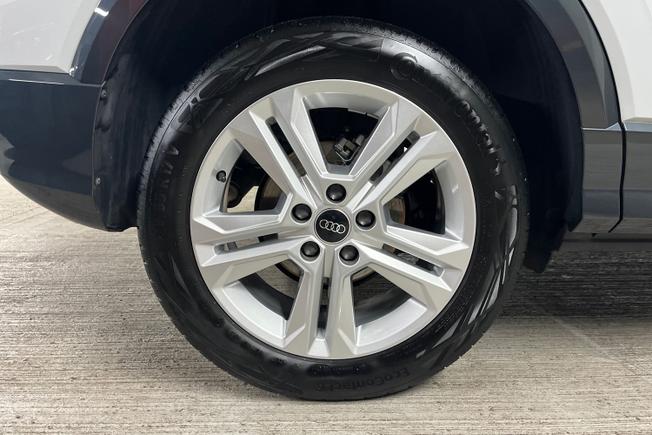 AUDI Q2 Photo 5