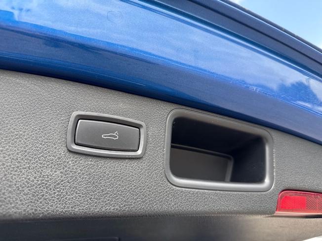PORSCHE Macan Photo 23