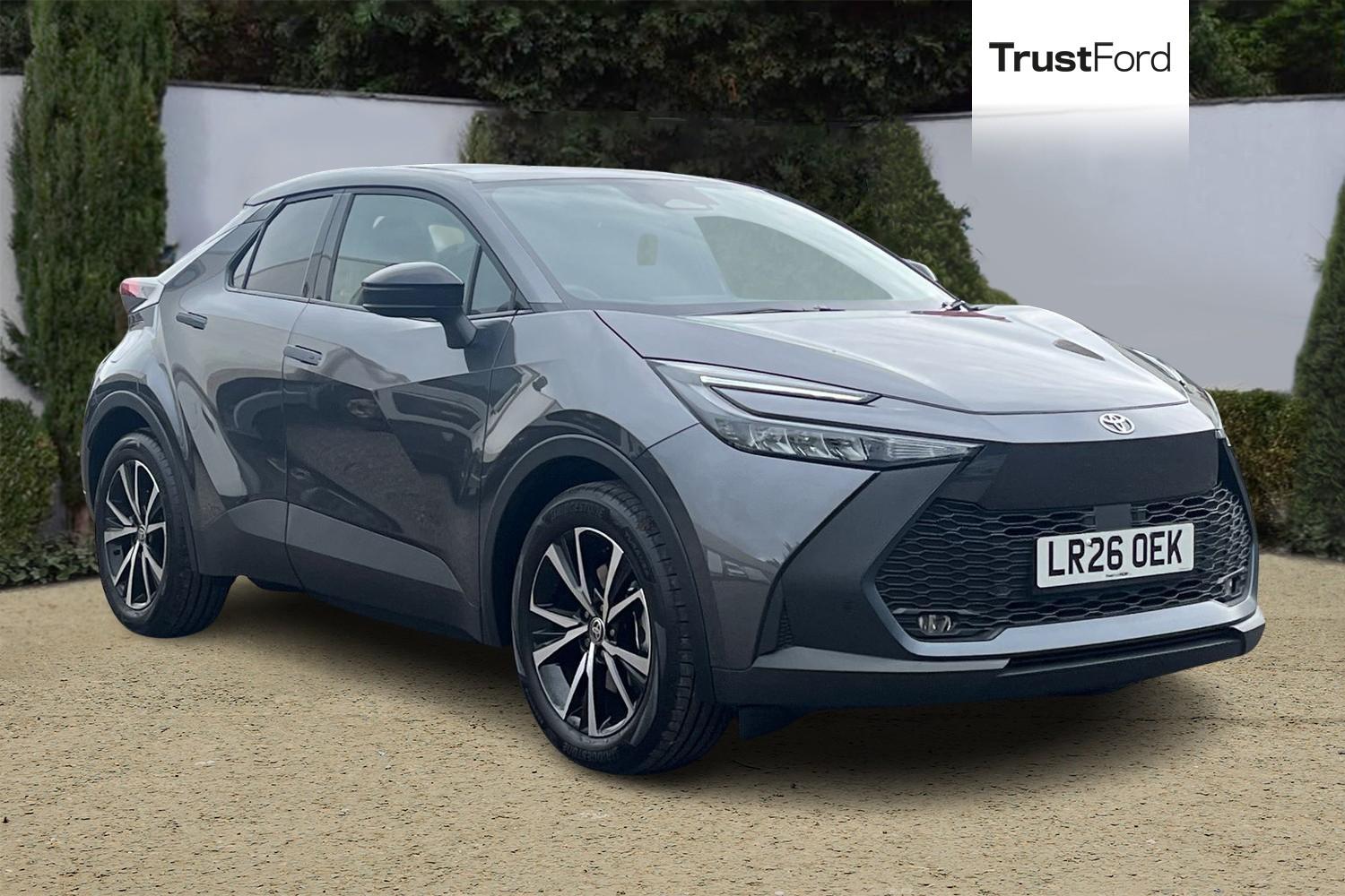 Toyota C-HR Photo 0
