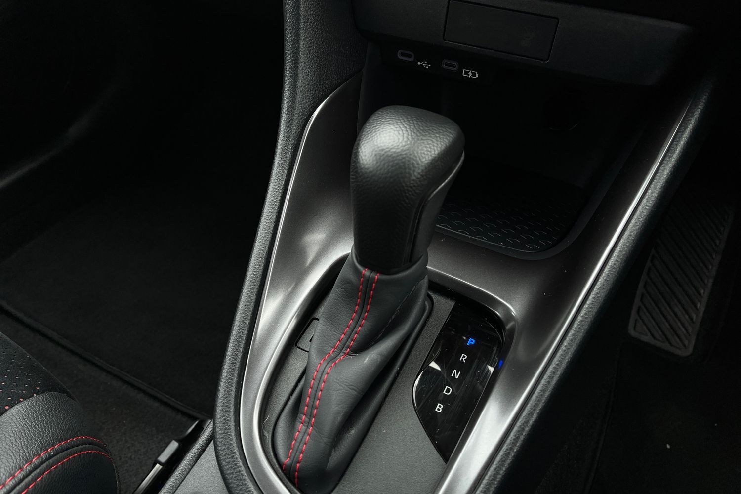 Toyota YARIS Photo 28