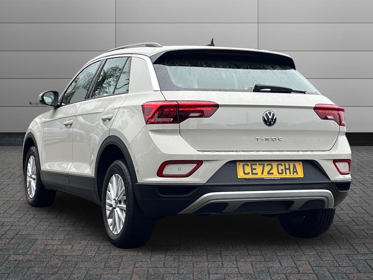 Volkswagen T-Roc Photo 1