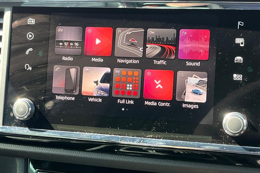 SEAT Ateca Photo autoimg-e6c603d8bbe2ff71b6126991ac4ccd3be9e8b445.jpg