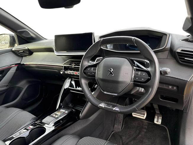 PEUGEOT 208 Photo 6