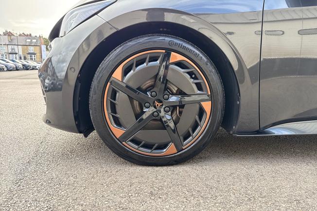 CUPRA BORN Photo 26