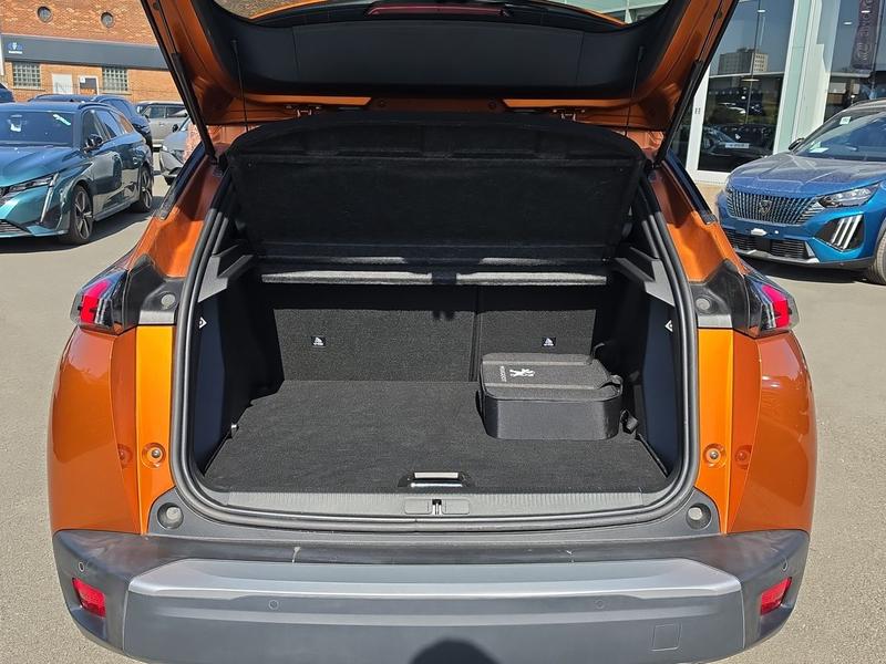 Used Peugeot E-2008 YB71SKU 18