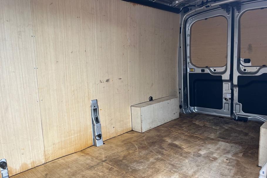 Used Ford TRANSIT LB25RZA 4
