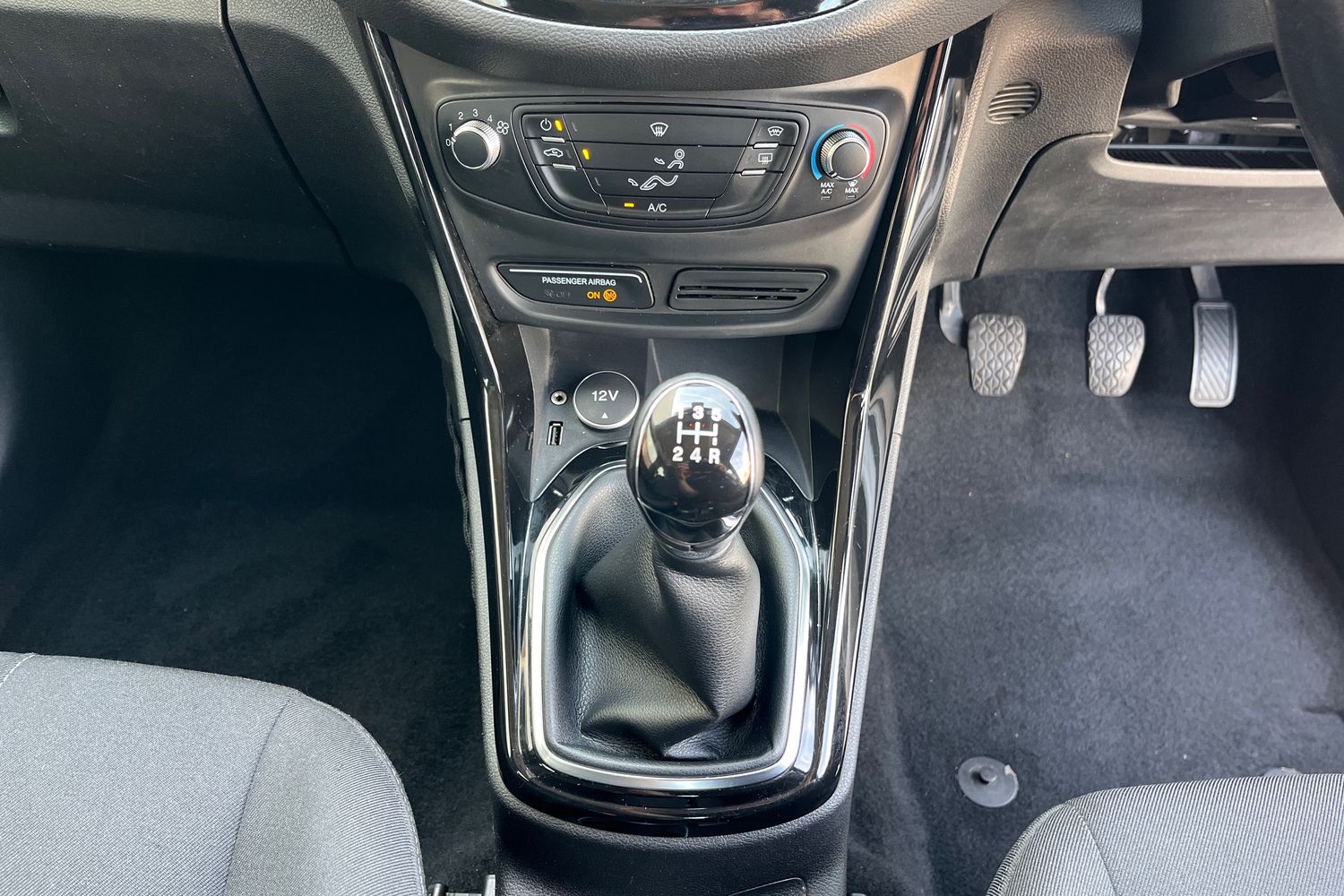 Ford B-MAX Photo 31