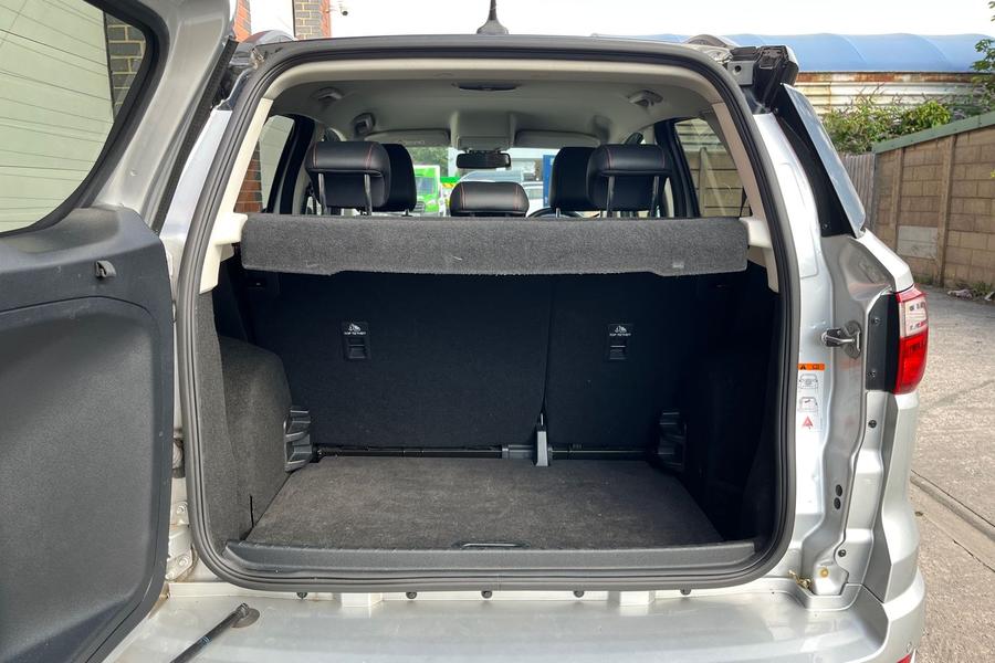 Ford ECOSPORT Photo autoimg-e6d12c80f1e546c1c160c0f5511177b3297ed36b.jpg