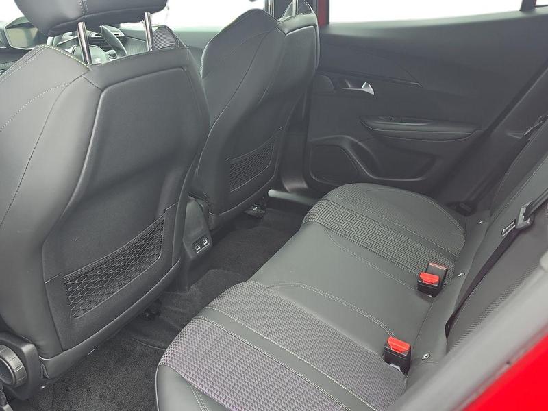 Used Peugeot E-2008 KR72UKS 17