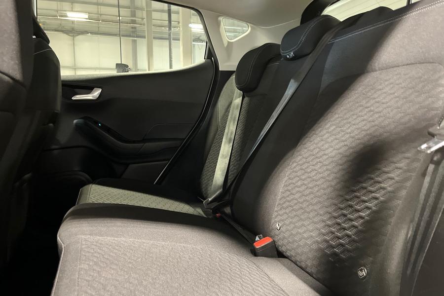 Ford FIESTA Photo autoimg-e6d265bf28fb6d7ae16cbd3c46fb5aec84f3087f.jpg