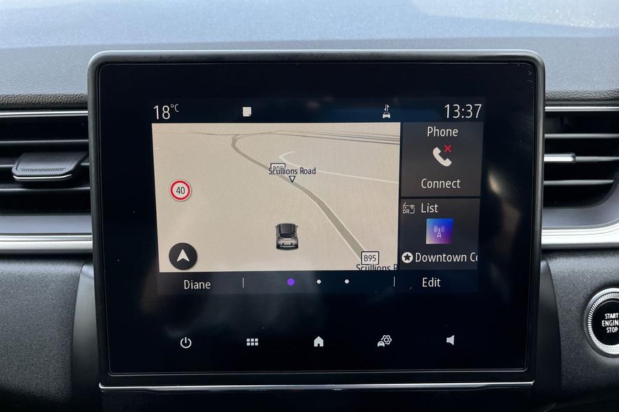 Renault CAPTUR Photo autoimg-e6d5288e8707fb4ddbde4ab554d318042feab6b4.jpg