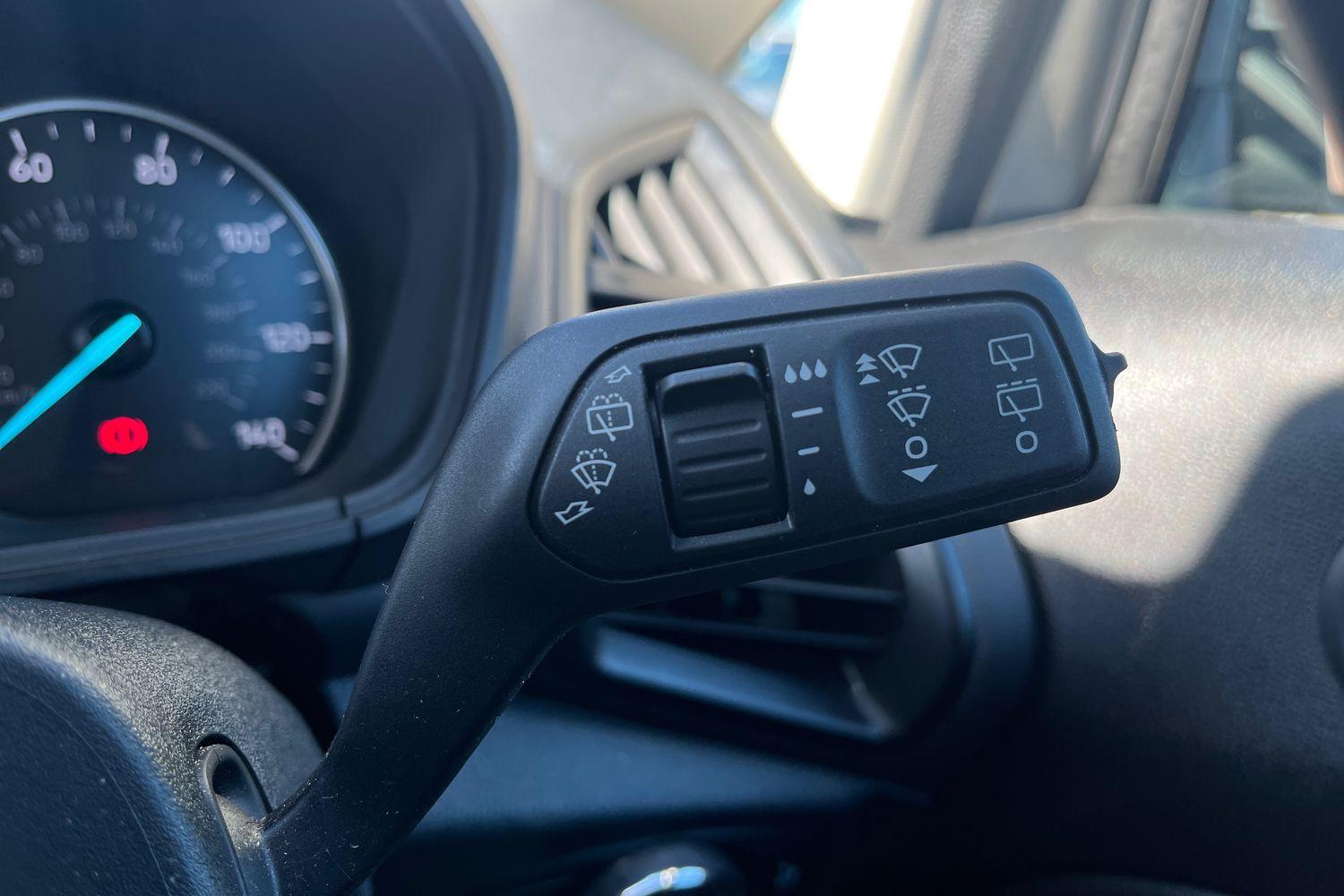 Ford ECOSPORT Photo 14