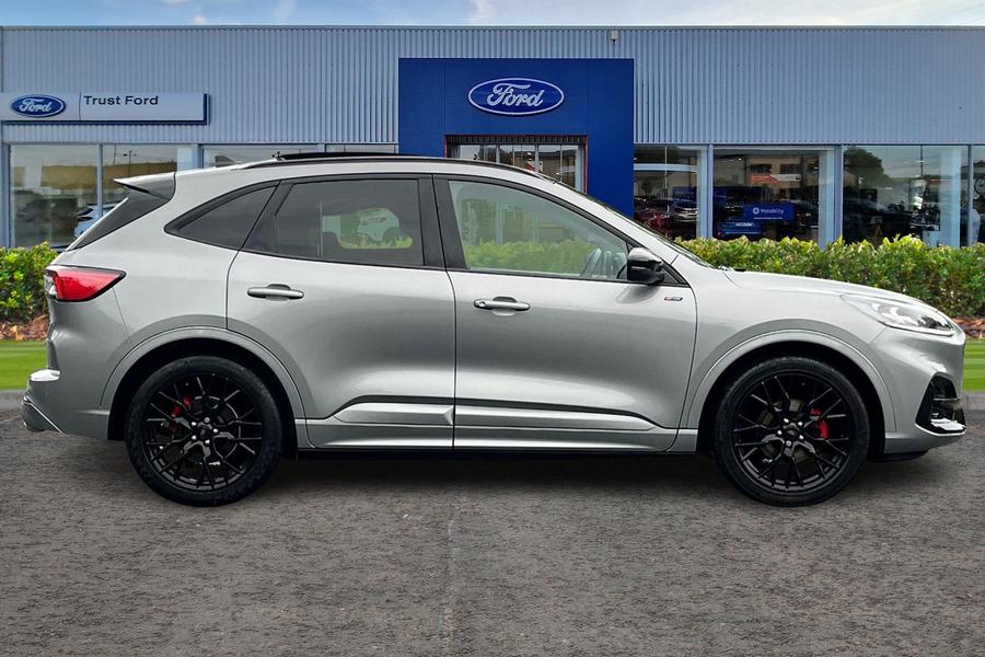 Ford Kuga Photo autoimg-e6d7f67df69e42dffa008790985fcc06b3a0e6f0.jpg