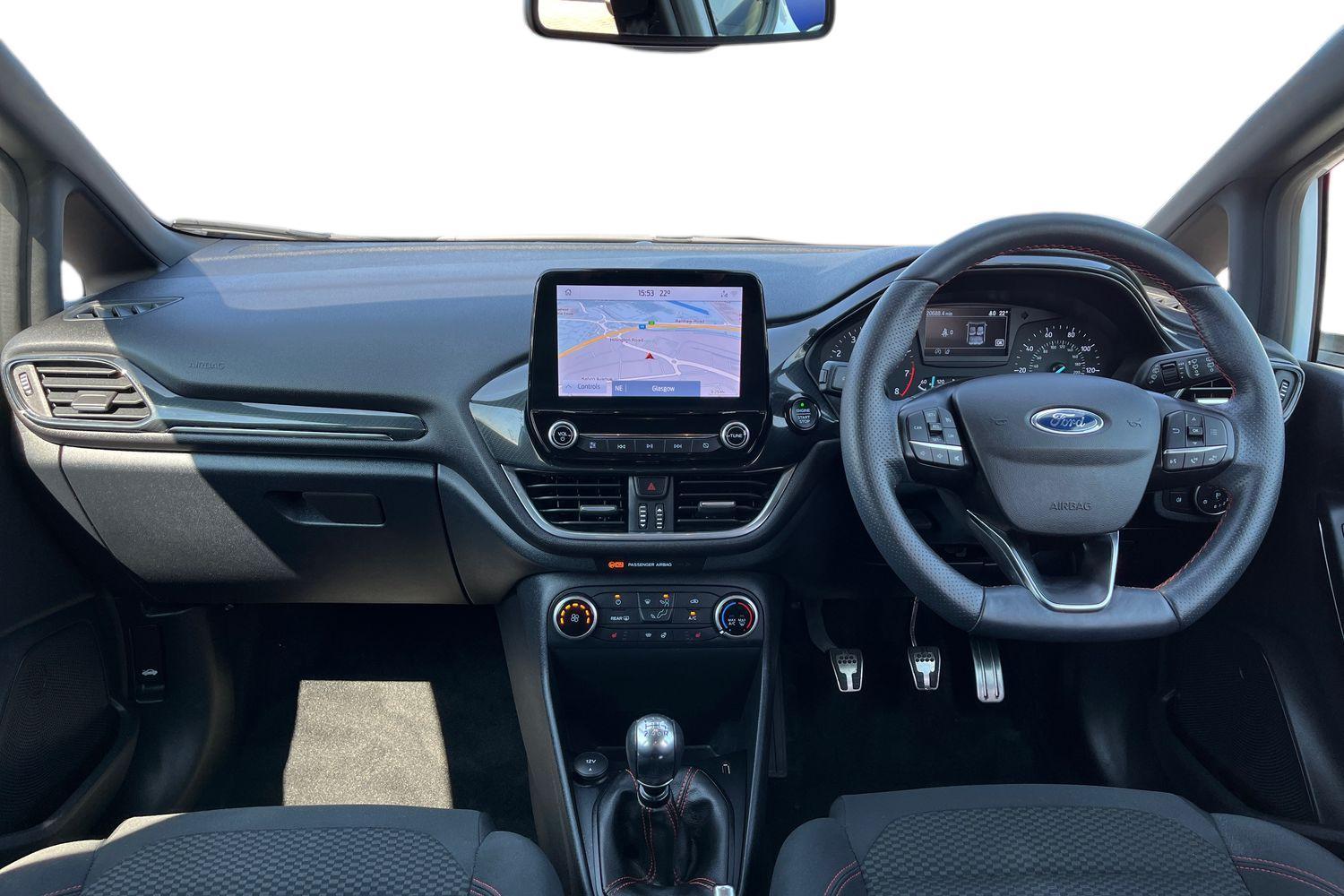 Ford Fiesta Photo 9