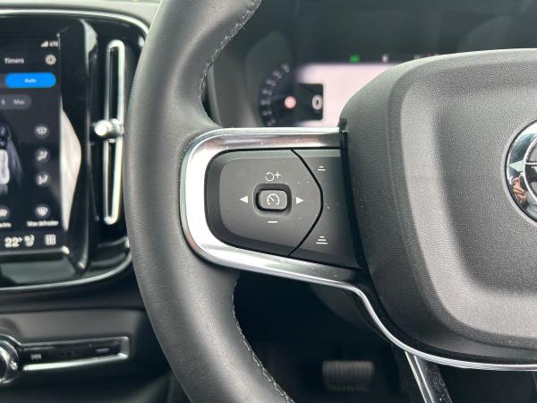 Volvo XC40 Photo autoimg-e6dce212037486294a8e6b965655ba50c69bdeda.jpg