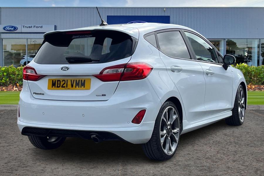 Ford FIESTA Photo autoimg-e6df297cbbcb53f5f5c912d758c5a0f60e30fe25.jpg