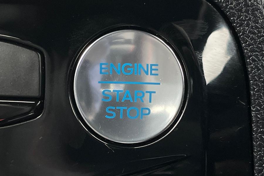 Ford Kuga Photo autoimg-e6e039d64db1640198f03138e2c68f35c1cc310c.jpg