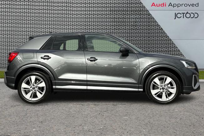 AUDI Q2 Photo 4