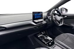 Volkswagen ID.4 Photo 2