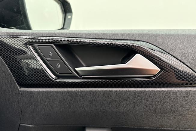 VOLKSWAGEN Polo Photo 27